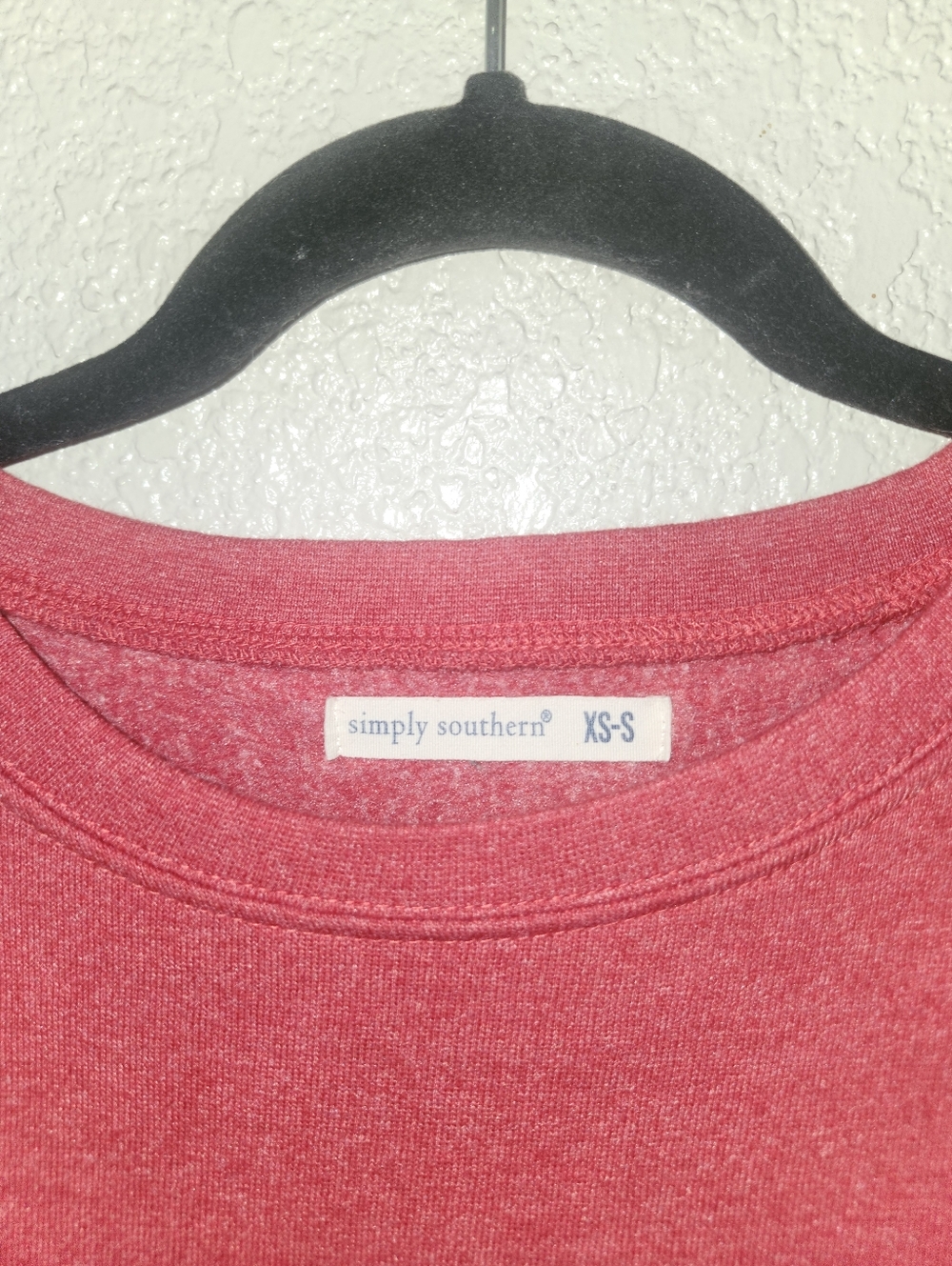 EUC Simply Southern "Be Mine🐻🩷🤍Valentine Crewneck Sweatshirt" Red❤️ Sz XS-S - Picture 7 of 12